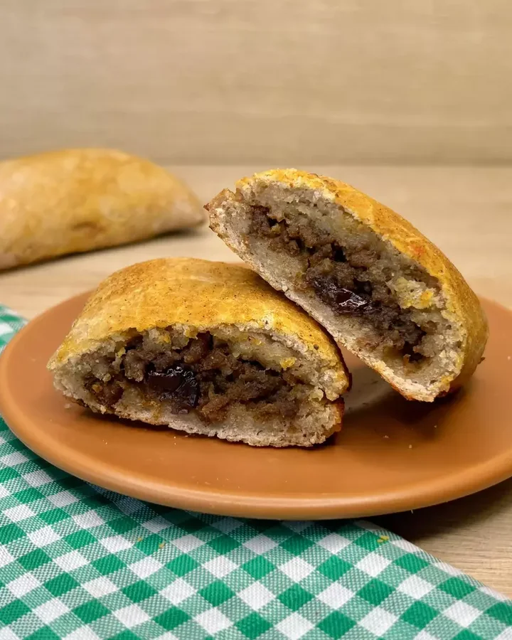 Empanada de Carne com Uva-passa, Pólen Sem Glúten